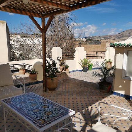 Riad Avec Terrasse Privee Et Piscine Partagee A 300M Fès Exterior foto