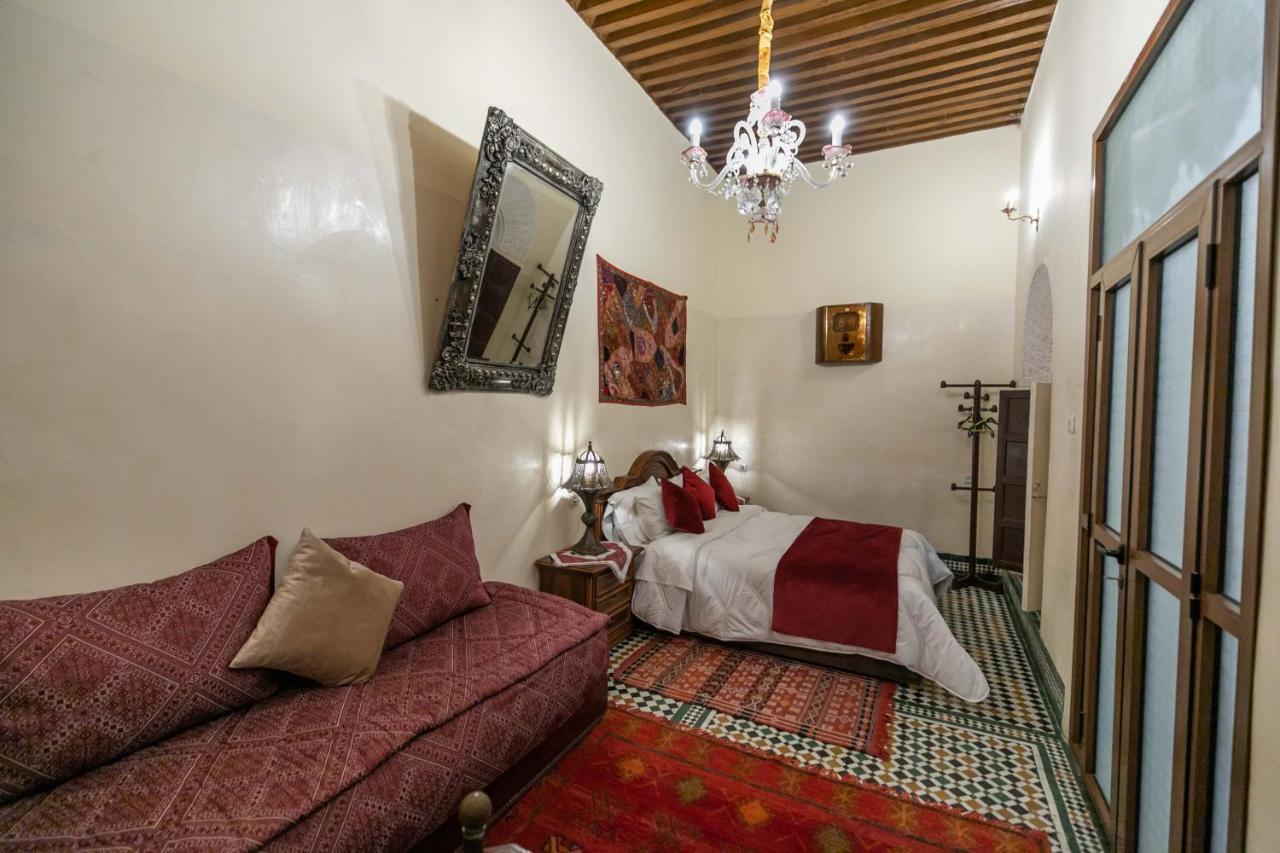 Riad Avec Terrasse Privee Et Piscine Partagee A 300M Fès Exterior foto