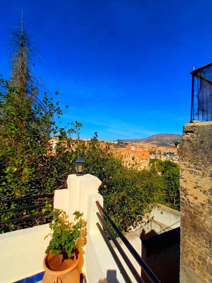 Riad Avec Terrasse Privee Et Piscine Partagee A 300M Fès Exterior foto
