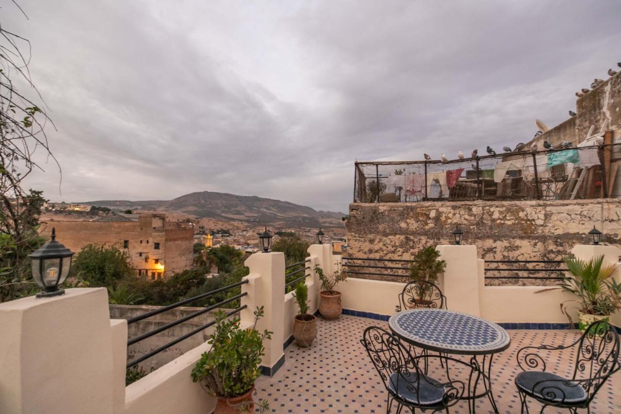 Riad Avec Terrasse Privee Et Piscine Partagee A 300M Fès Exterior foto