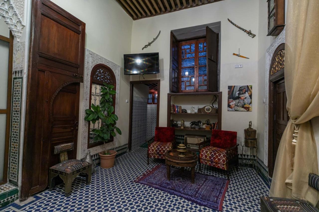 Riad Avec Terrasse Privee Et Piscine Partagee A 300M Fès Exterior foto