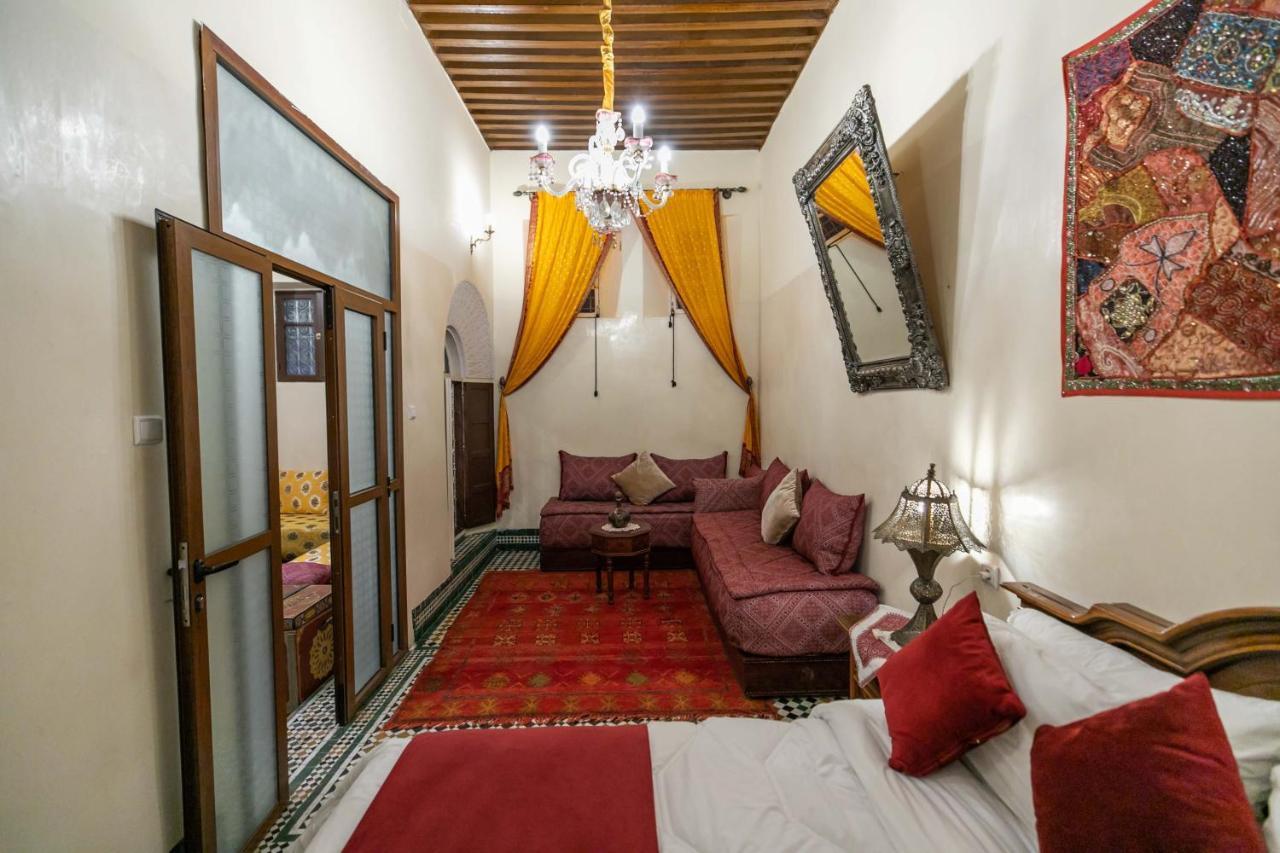 Riad Avec Terrasse Privee Et Piscine Partagee A 300M Fès Exterior foto